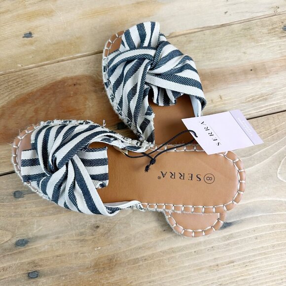 NWT Serra Canvas Striped Espadrilles Sandals Slides Size 8 Slip On - Picture 2 of 6
